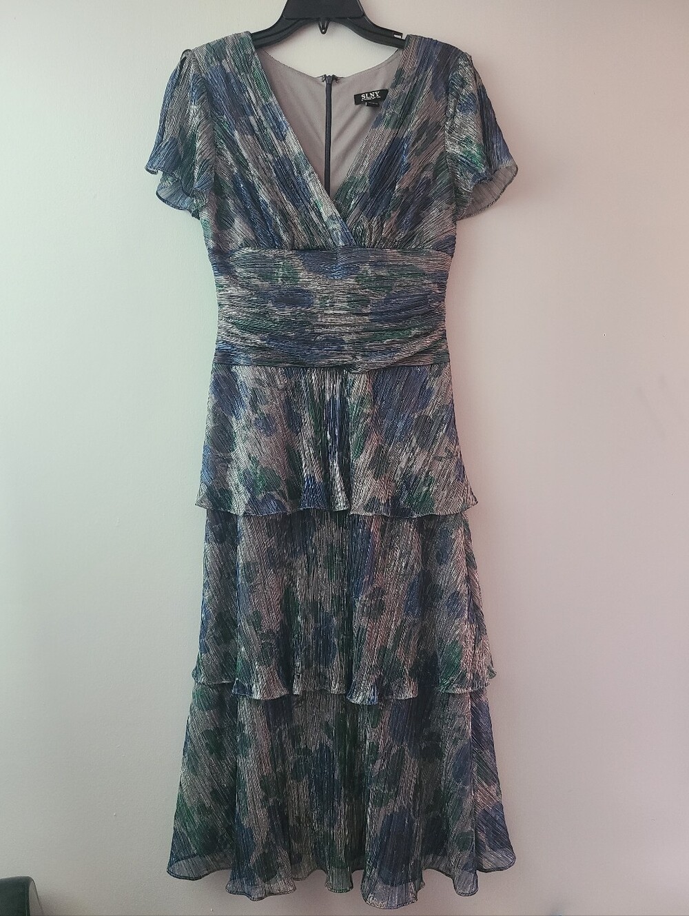 SLNY Multicolor Tiered V-Neck Midi Dress Womens Size 8
